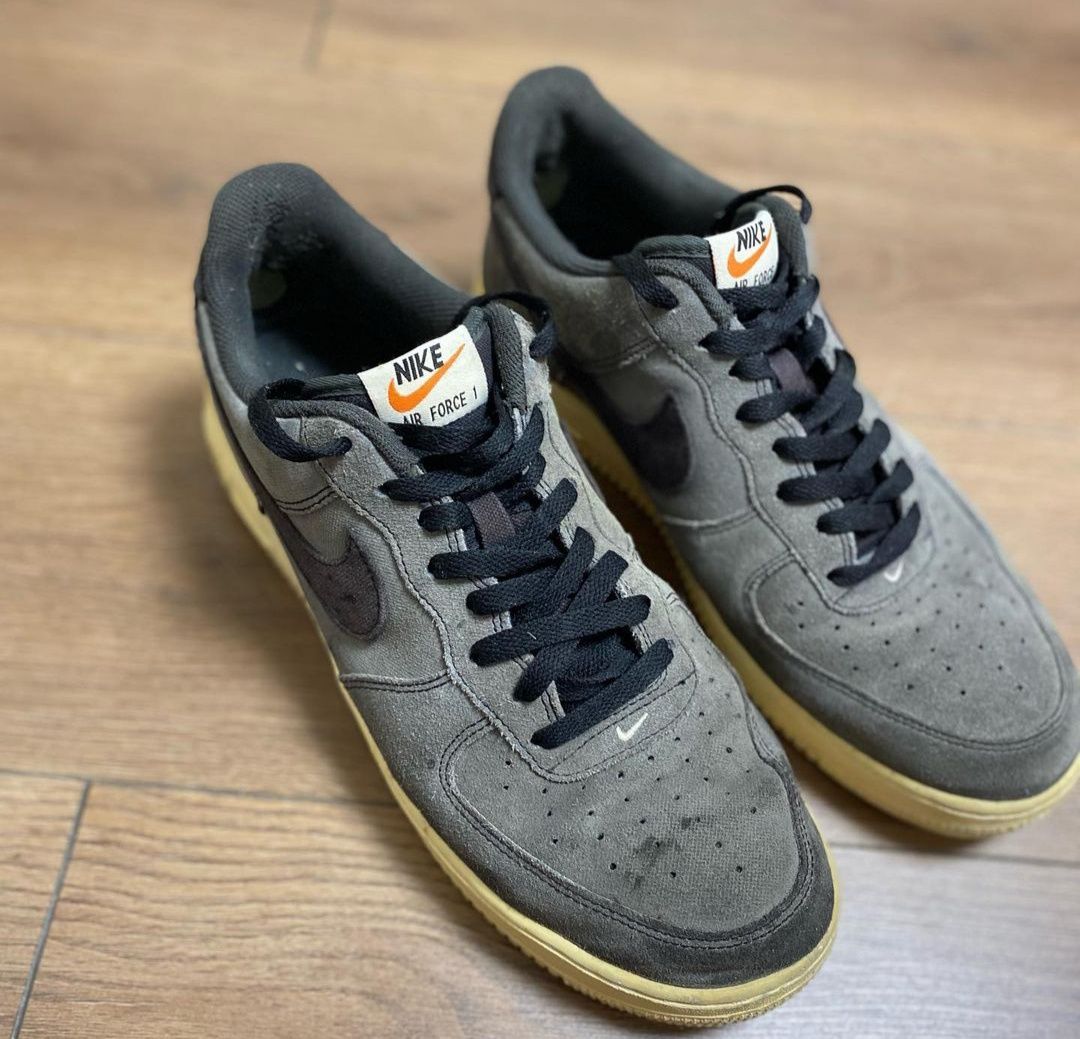 Кроссовки nike air force 1 low max jordan dunk delta tn tech fleece