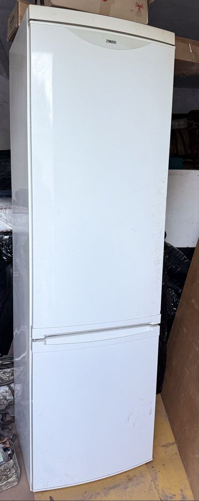 Холодильник ZANUSSI