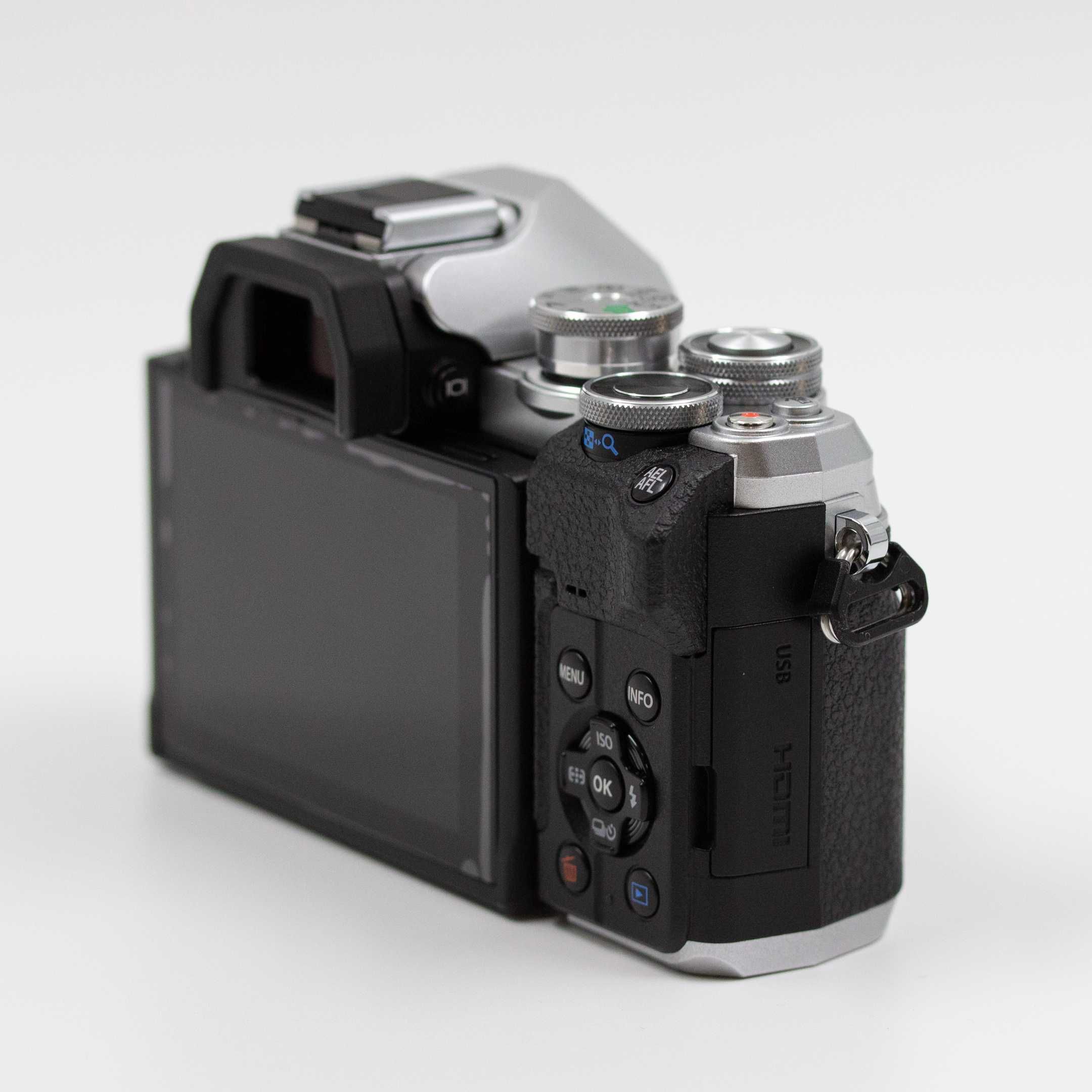 OM-D E-M10 Mark IV e Lente kit 14-42mm f/3.5-5.6-Garantia até 02/08/28