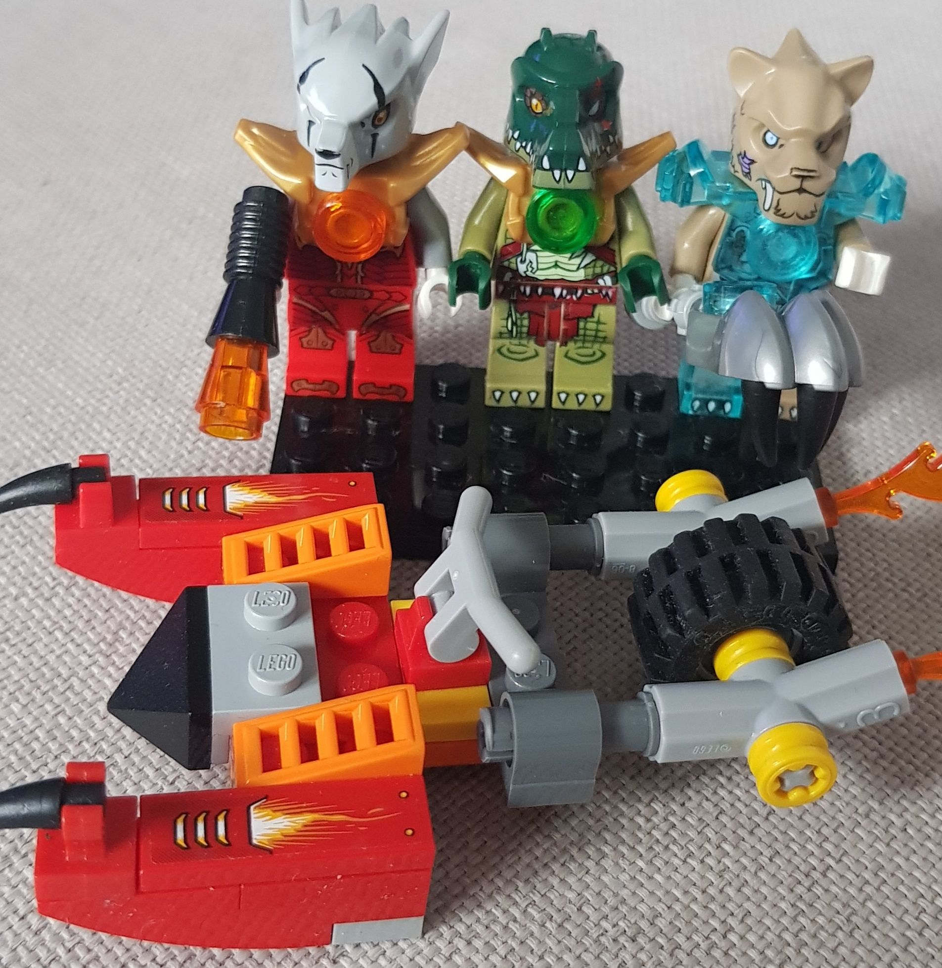 Lego Chima 3 figurki +pojazd