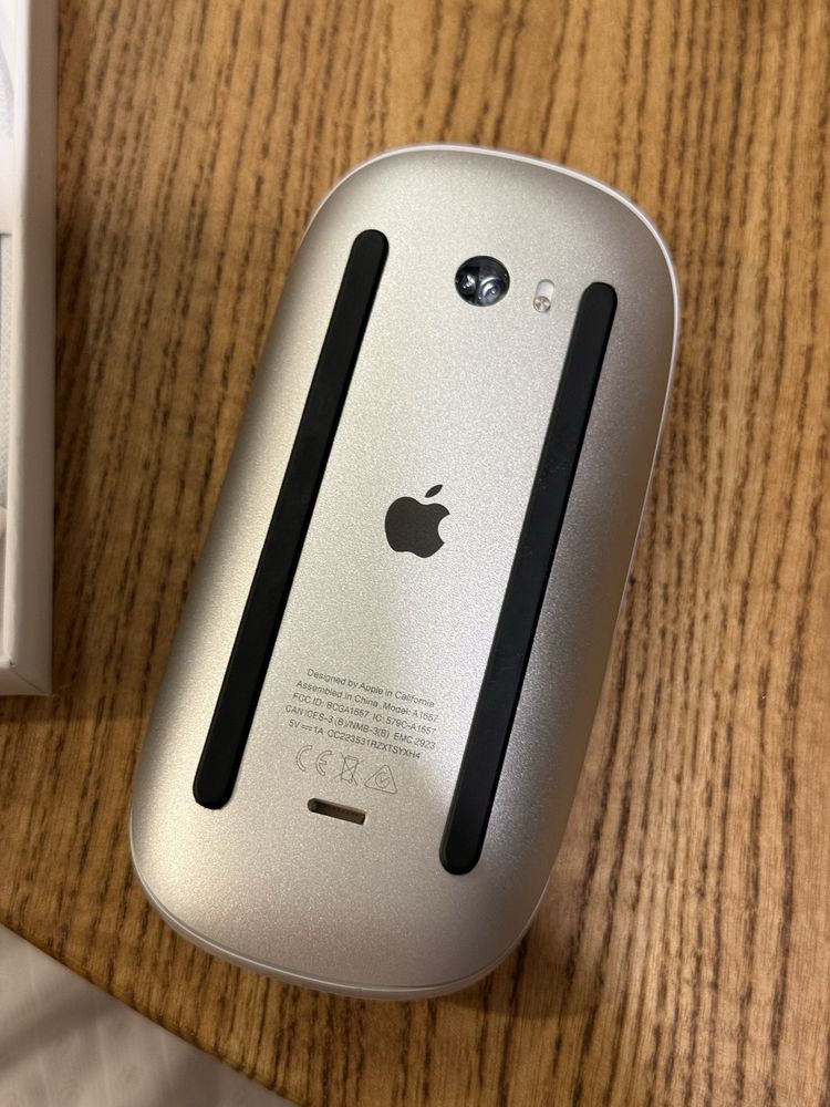 Миша Apple Magic Mouse Wireless (MK2E3ZM/A)