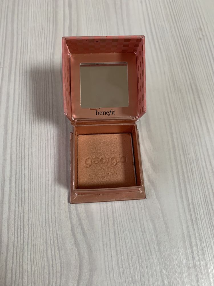 Benefit georgia peach- румʼяна для обличчя