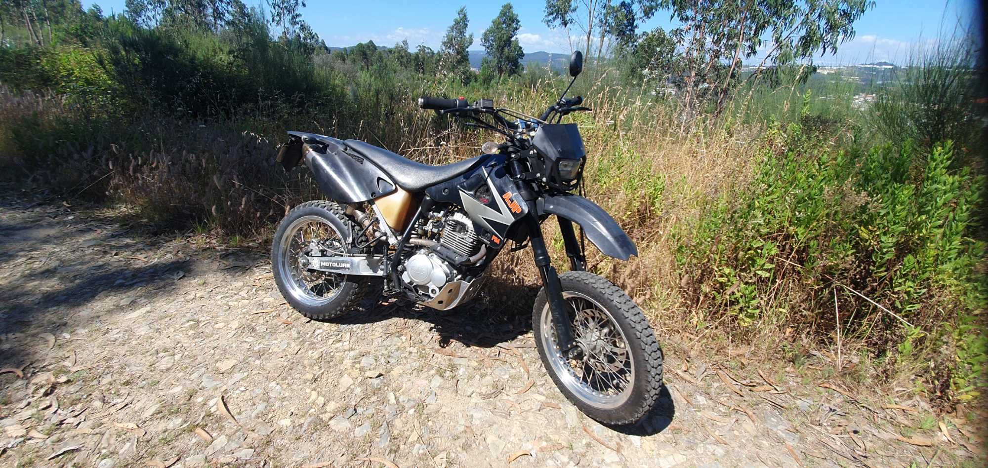 AJP PR4 200/240cc 2008 35.000kms