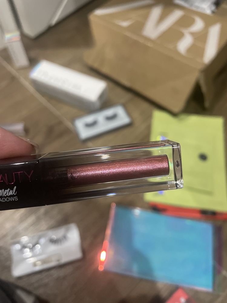 Рідкі тіні для повік Huda beauty. Оригінал із США!
