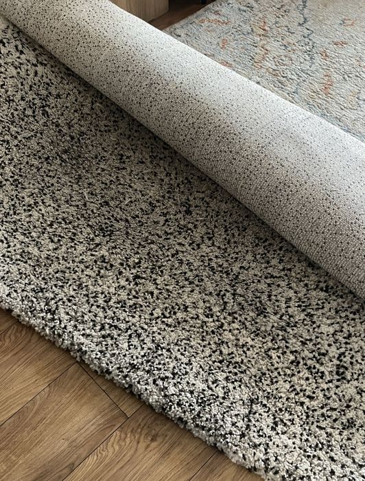 Dywan Ikea Vindum beżowo czarny