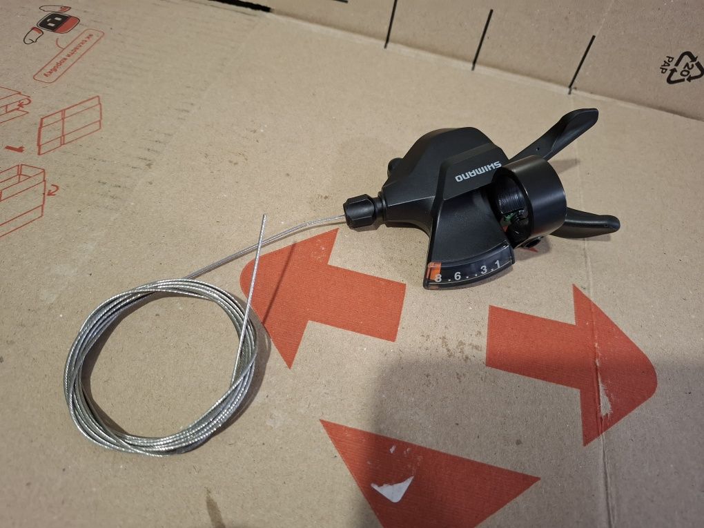 Манетка/моноблок/грипшифт переключатель скоростей на 7 и 8ск. Shimano.
