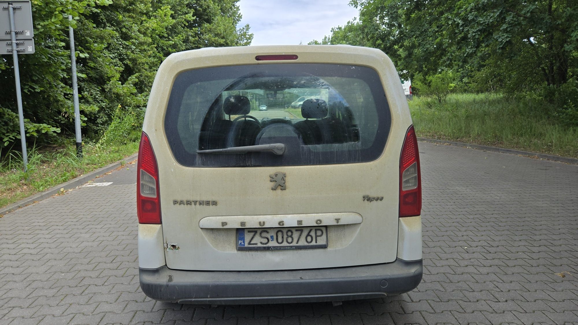 Peugeot Partner 1.6 HDI 2009 • Do naprawy lub na części • FV