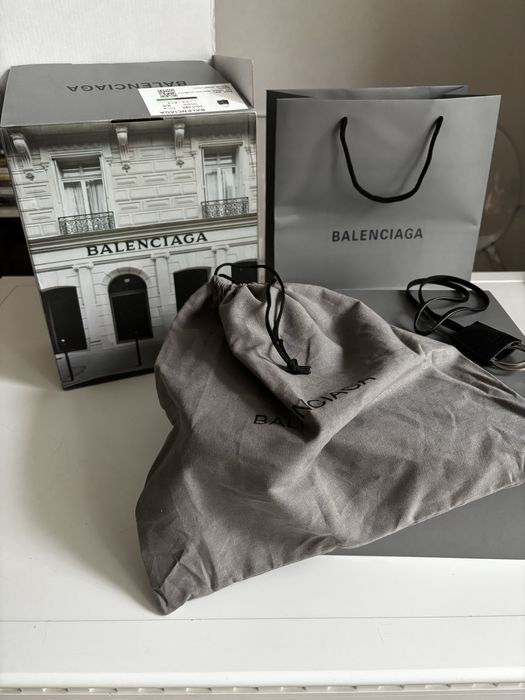 Balenciaga Брелок, пильник, коробки, пакет