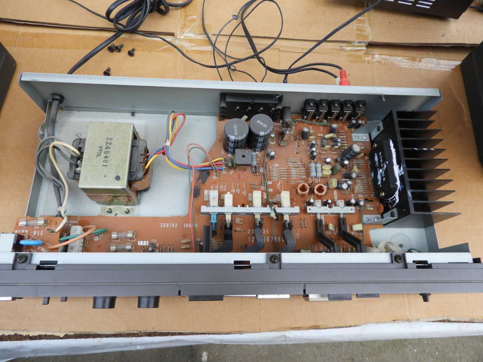 Radio i wzmacniacz Blaupunkt T - 3500 , A - 5500 Japan
