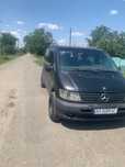 Автомобиль Мерседес вито