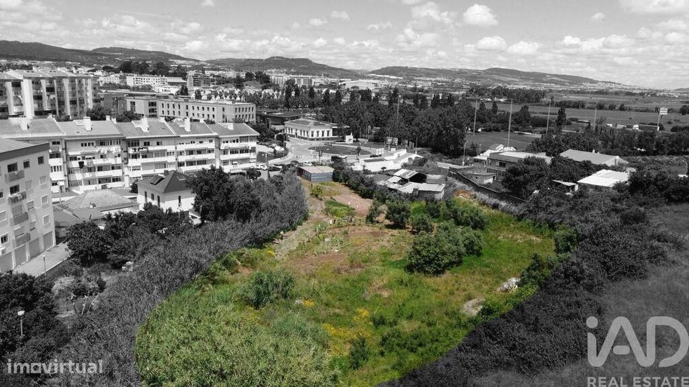 Terreno para construção em Loures de 4560,00 m2