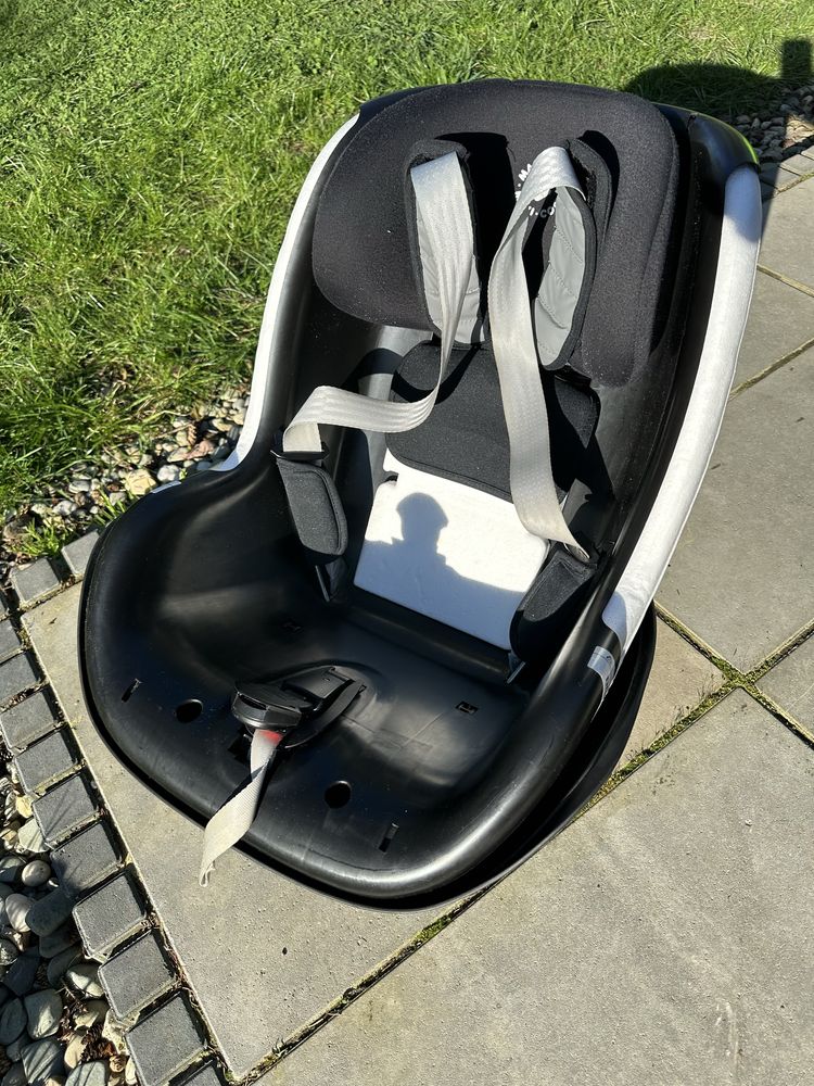 Maxi-Cosi Pearl PRO z baza bezwypadkowy| foteliki dziecięce 9 - 18 kg