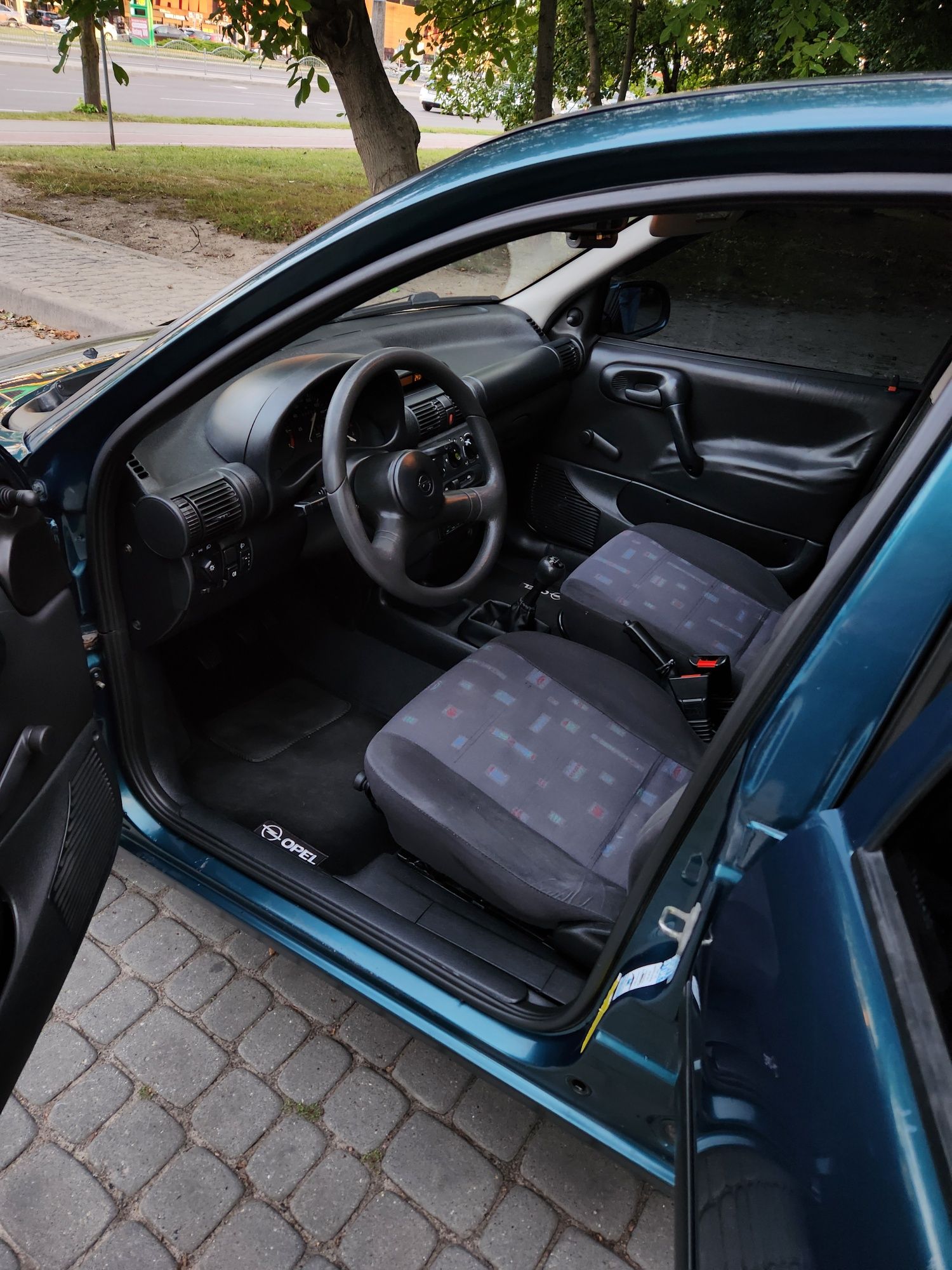 Opel Corsa 1998 в гарному стані