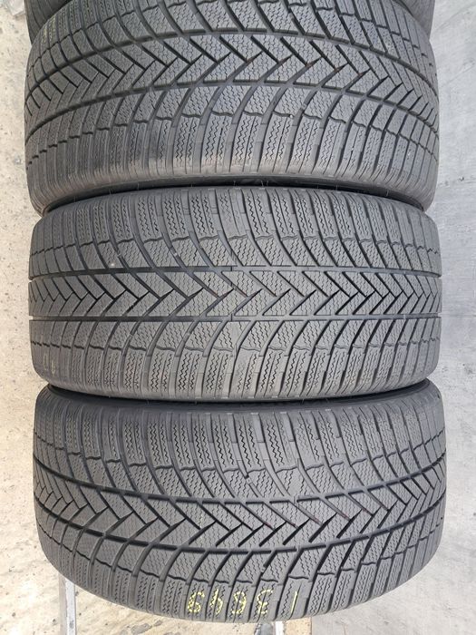 Резина зимова, 245/40 R19 Bridgestone Blizzak LM005 (арт. 13649)