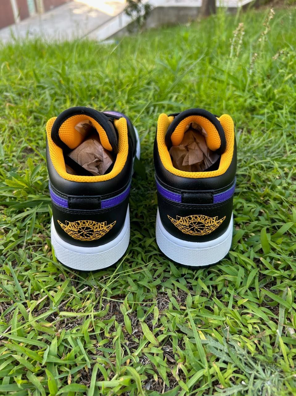 Air Jordan 1 Low Lakers