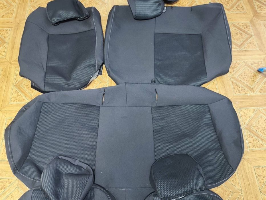 Автомобильны чехлы Opel Astra