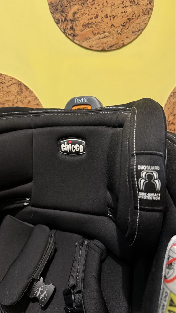 Автокрісло chicco