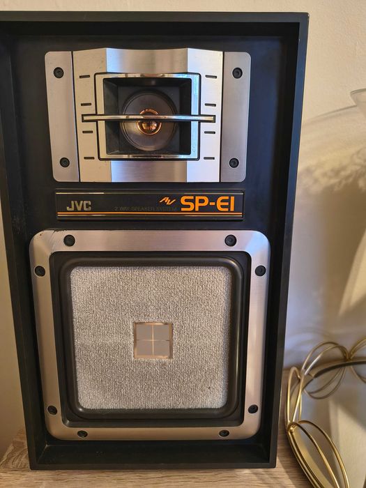 Wieża PHILIPS - kolumny JVS 40W/80(music) 8 ohm. Ładna. Czytaj opis.