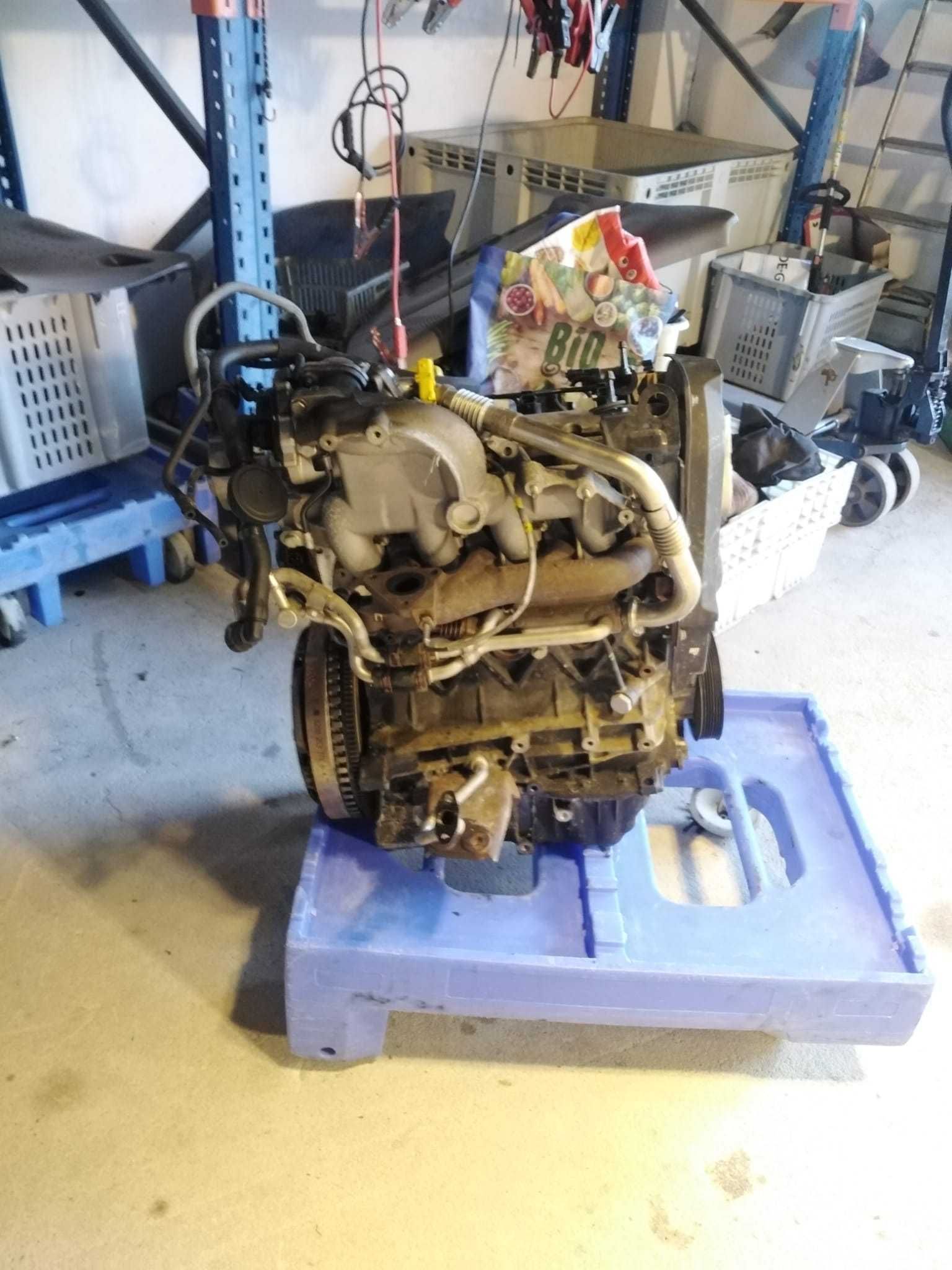 Motor Renault Scénic II 1.9 Dci 415173 F15