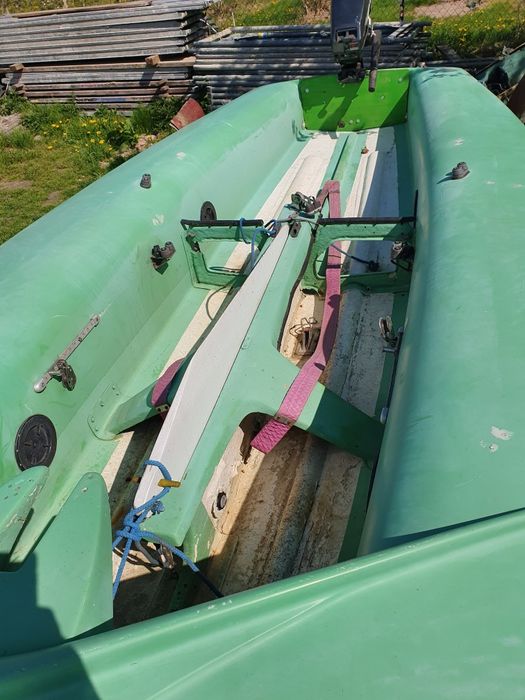 Sprzedam łódkę z silnikiem