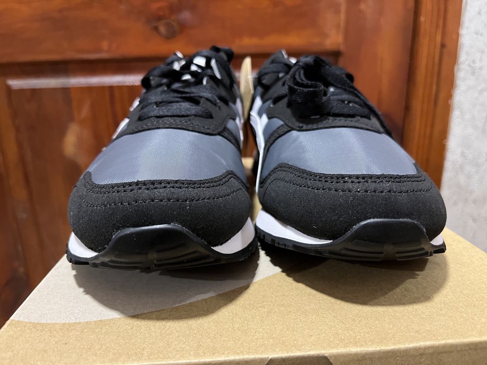 Чоловічі кросівки ASICS Oc Runner 1201A388-021 41 розмір