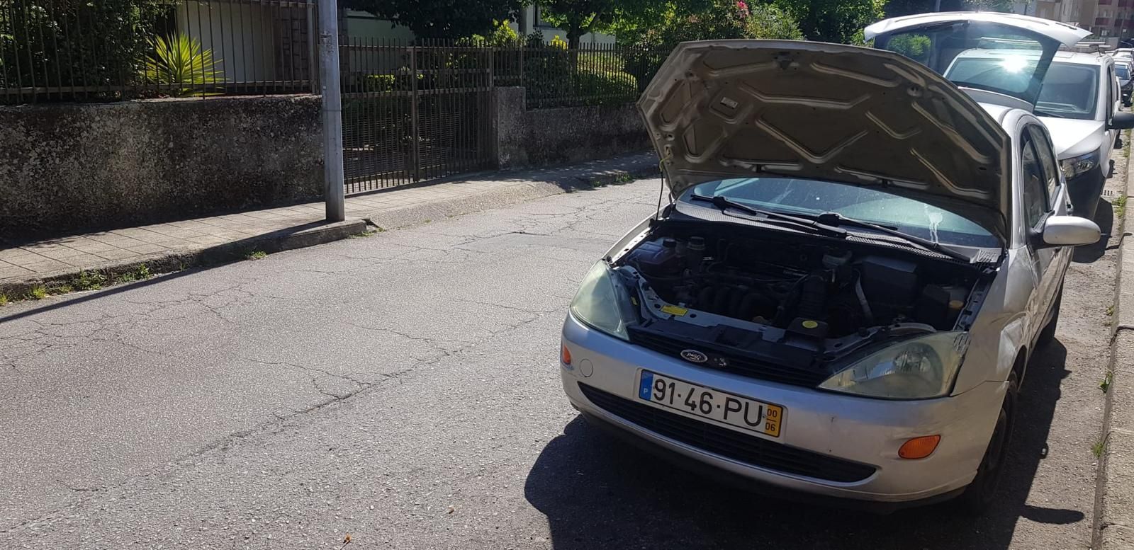 Carro Ford Focus 2001