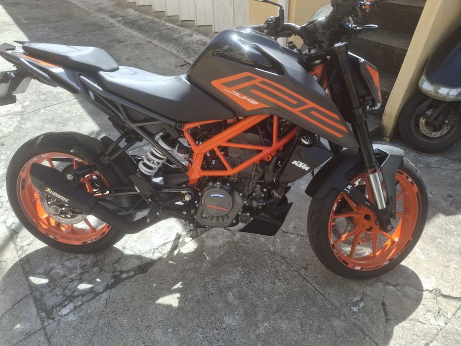 Ktm Duke 125 como nova