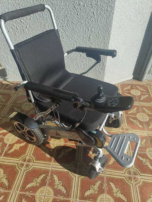 Cadeira de Rodas Elétrica PANTERA MQC - Com Garantia