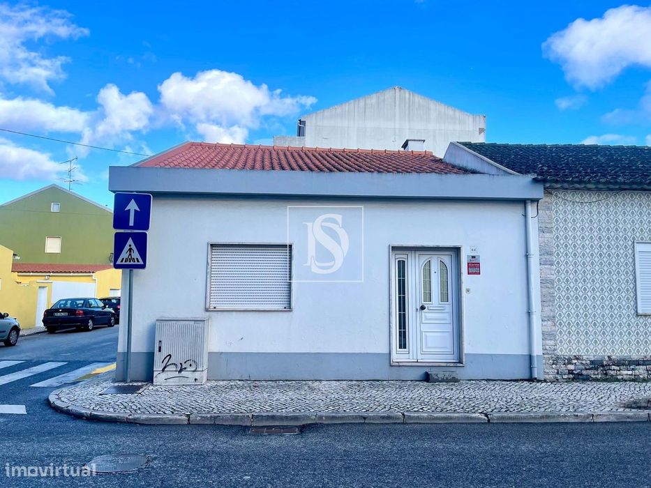 Moradia T2 + 1 com garagem no Entroncamento