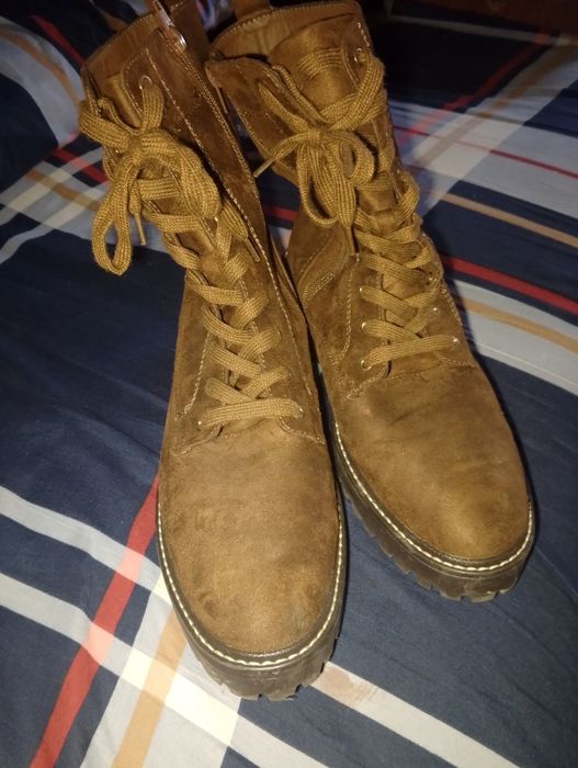 Sprzedam buty damskie zimowe