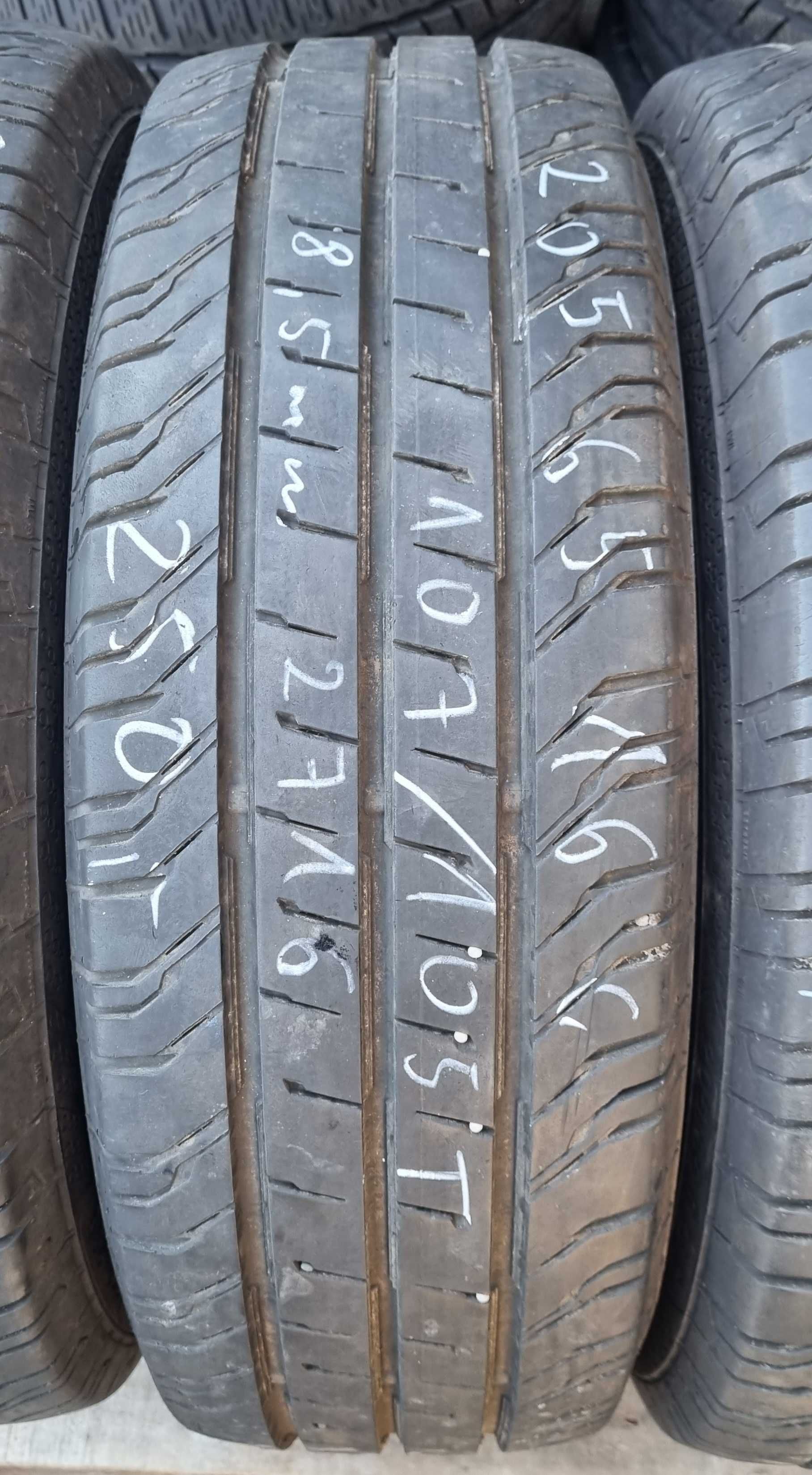 205/65R16C Continental Conti Van Contact 200 Lato