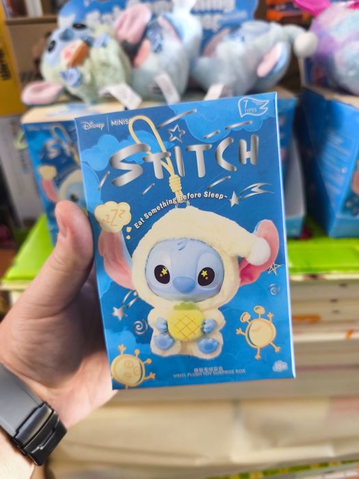 Іграшка Стіч Stitch брелок сюрприз в оригінальній коробці оптом