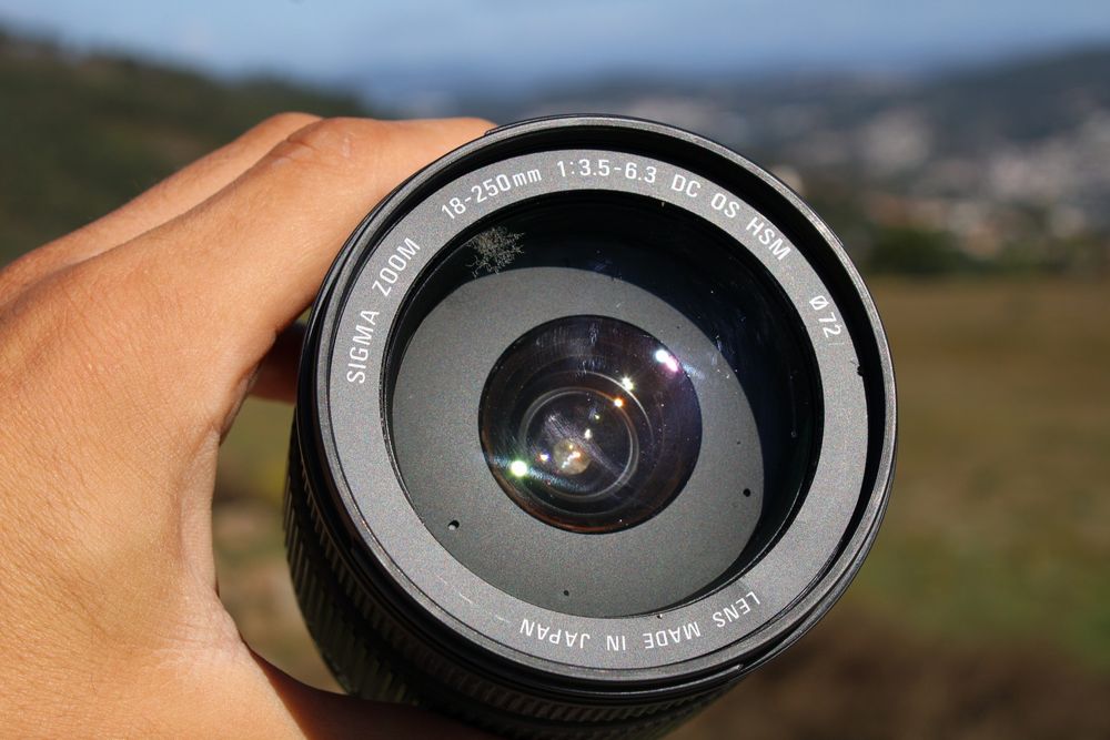 Sigma 18-250mm F/3.5-5.6 DC OS (Canon EF)