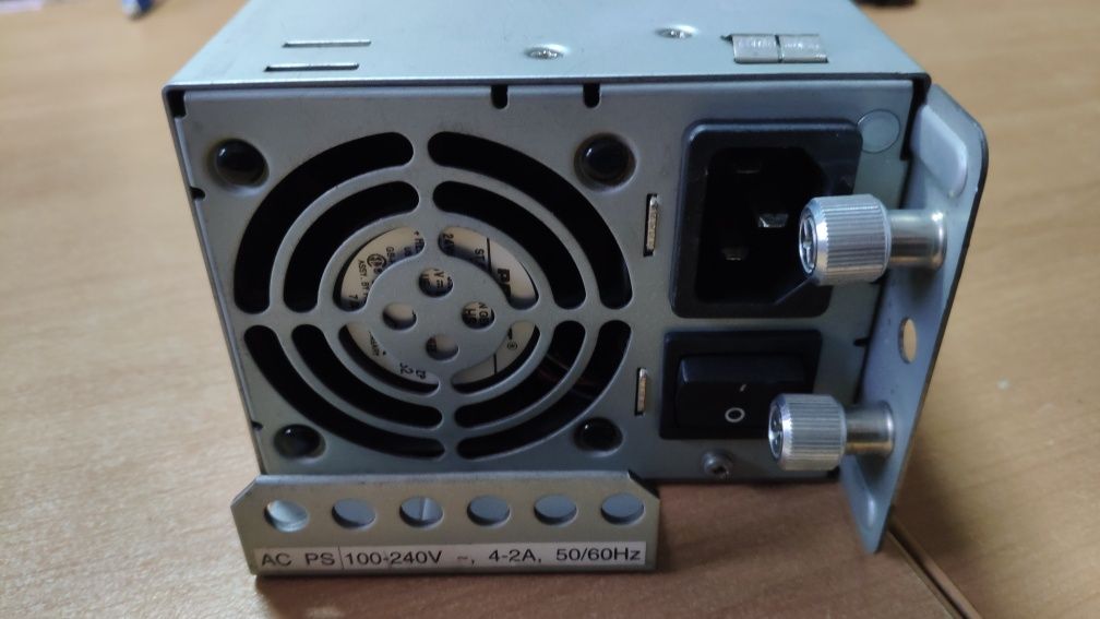 Блок живлення  CISCO 7206VXR DCJ2804, 34-0877-01  -220V - 12V, 5V.