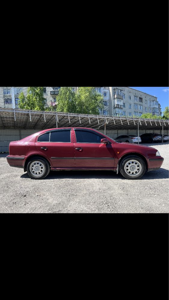 Продам SKODA OCTAVIA 1.6 AEE газ/бензин