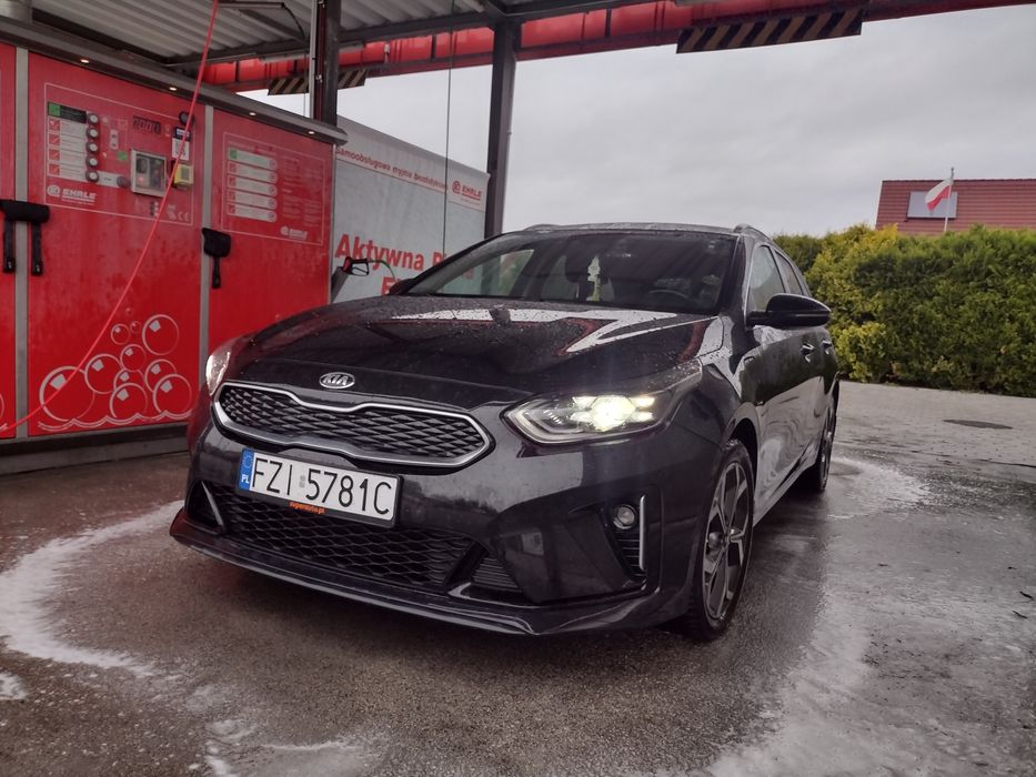 Kia. Cee'd 2021 rok 1.6 pług in Hybrid