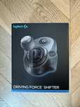 Sprzedam nową skrzynie biegów Logitech driving force shifter