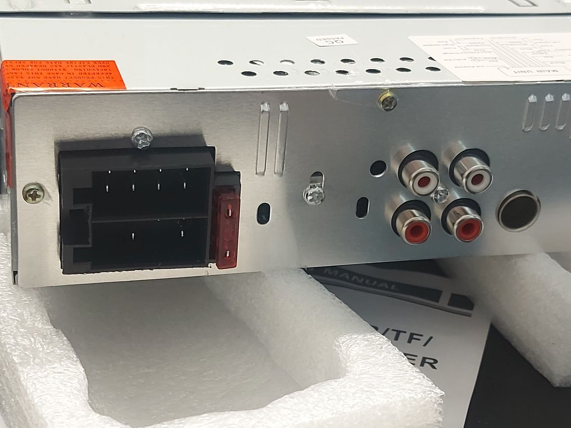 Nowe radio samochodowe do każdego auta 2xusb bluetooth aux pilot