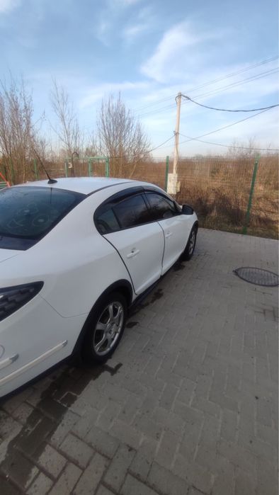 Renault fluence Z.E 2013р
