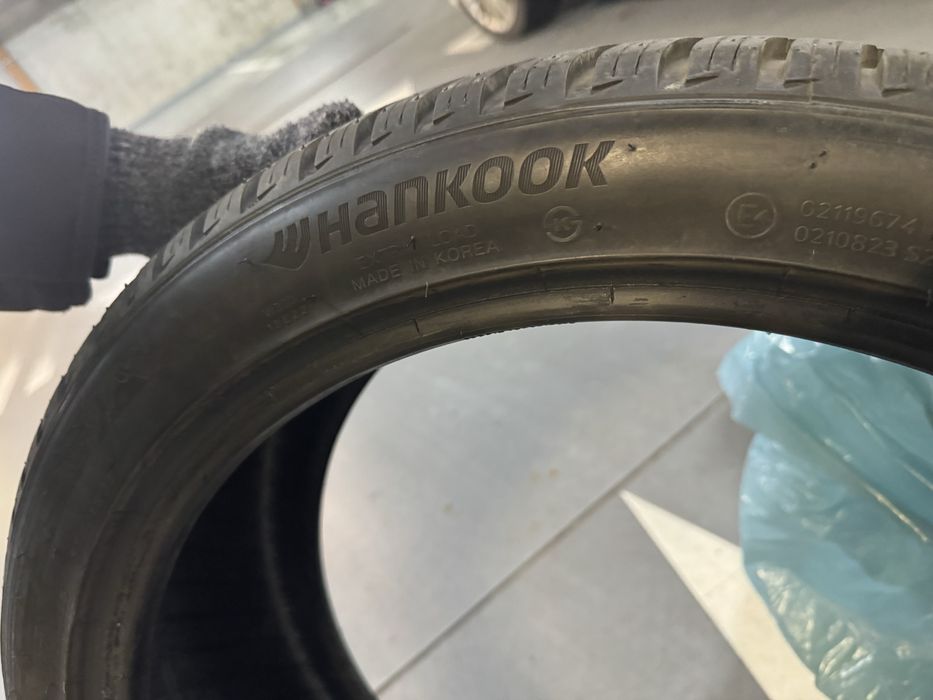 Opony zimowe Hankook winter 235/40/19
