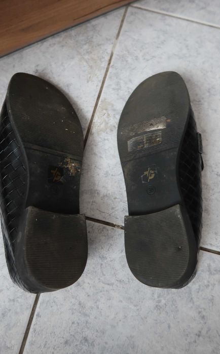 CCC lofersy czarne skórzane mokasyny buty żeglarskie