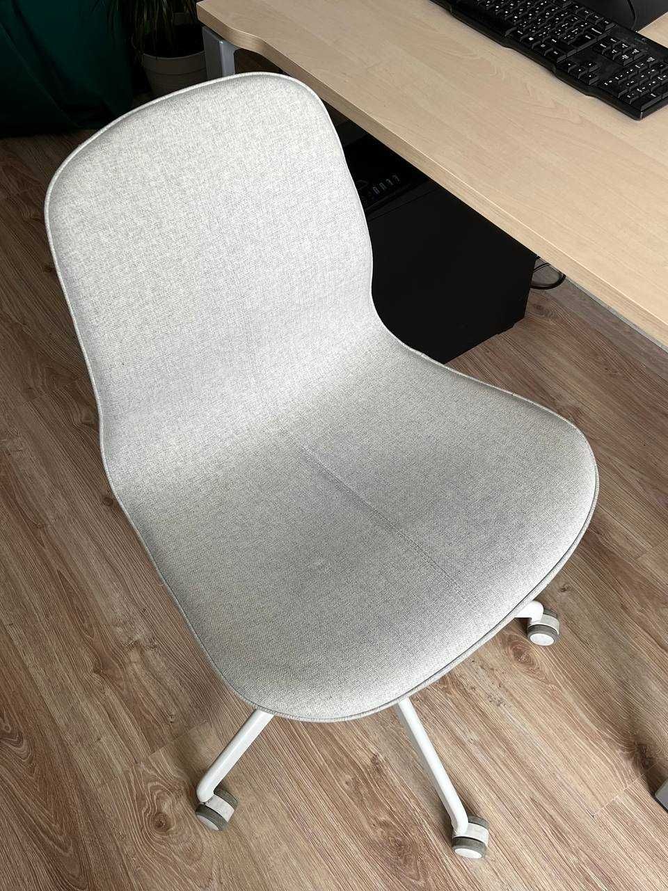 Офісний стілець Ikea Langfjall (ЛОНГФЬЄЛЛЬ)