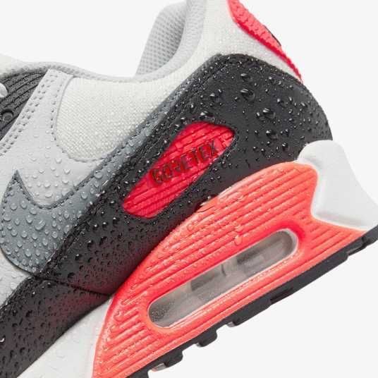 Кросівки чоловічі Nike Air Max 90 Gore tex  FD5810-101