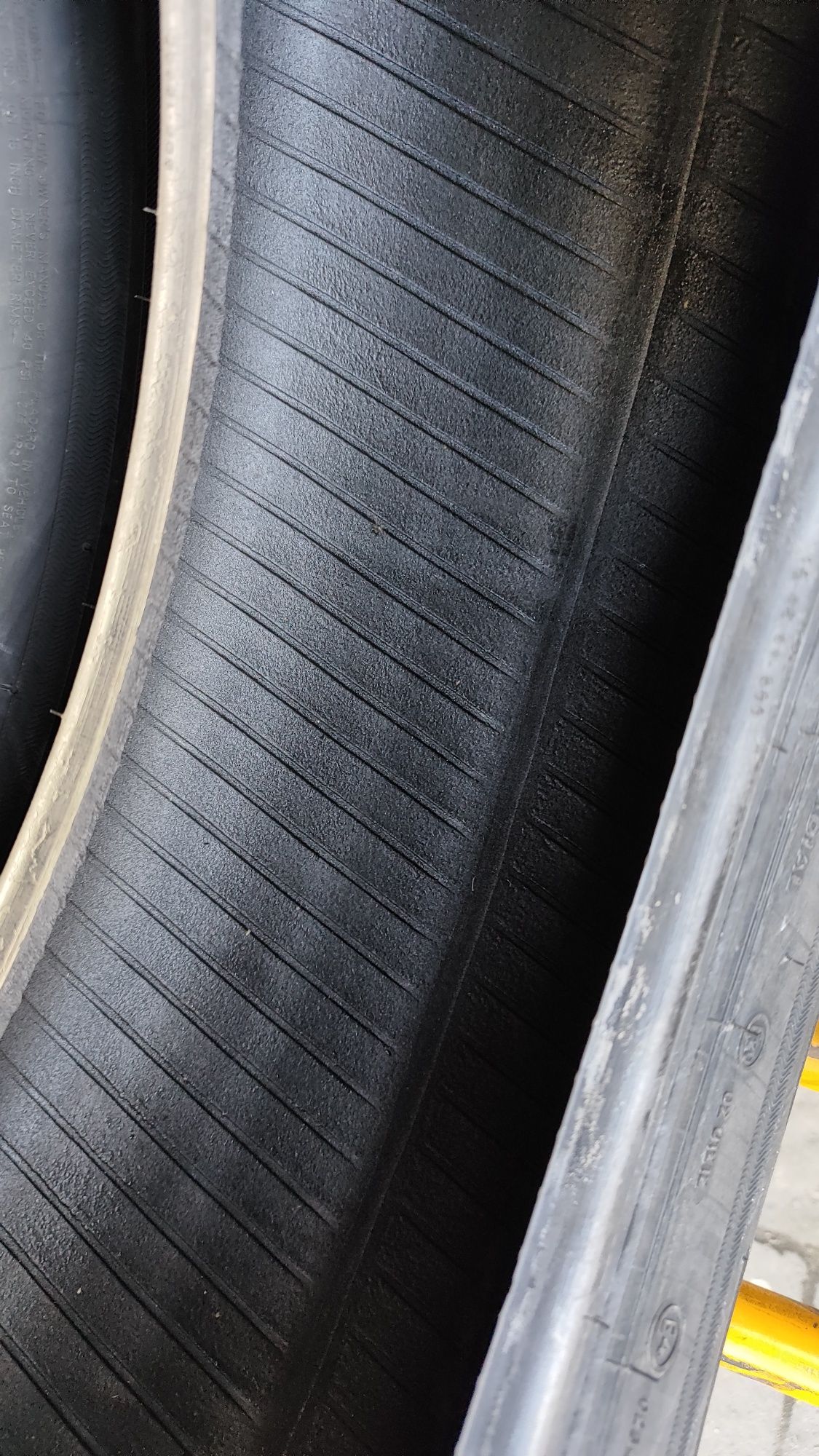 Шини Bridgestone літні 205/60 R16