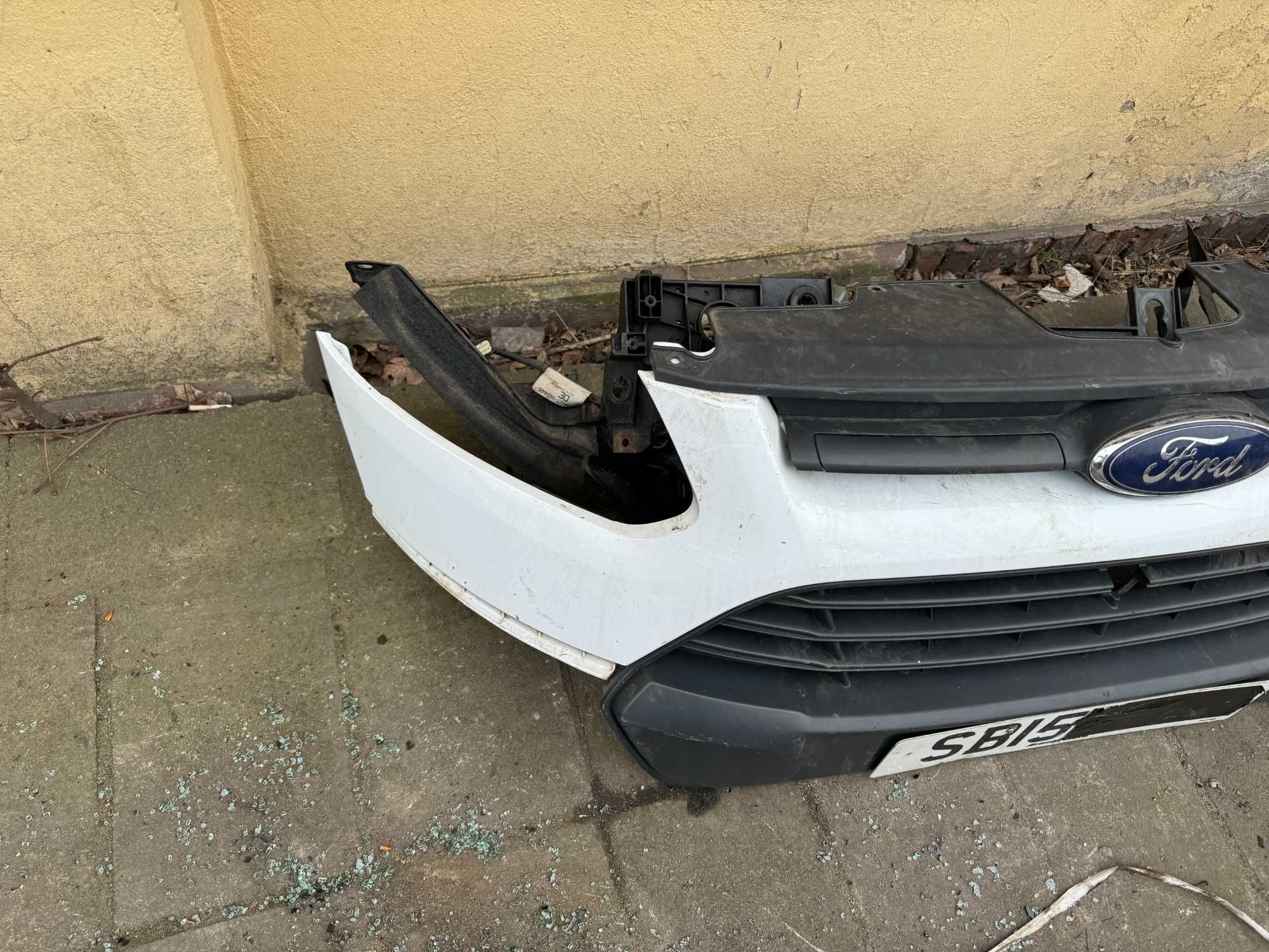 zderzak przód transit custom atrapa pas przedni