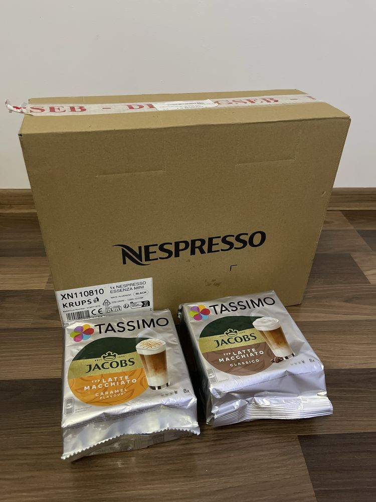 Expres KRUPS Nespresso Essenza Mini XN1108 czarny+ kapsulki