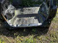 Mitsubishi Grandis 02- панель задня  KL1129 5281A107