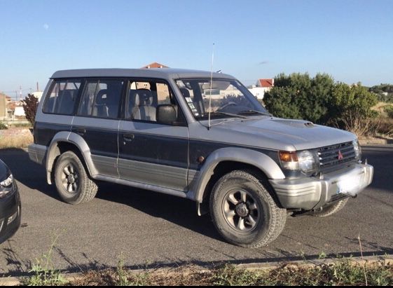 Mitsubishi pajero 2.5 7 lugares