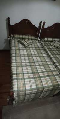 Vende-se mobília impecável de quarto