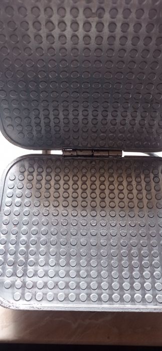 Електровафельниця